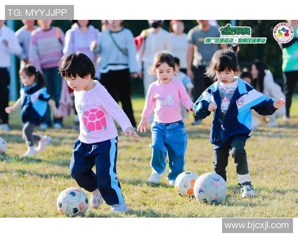 童年时光中的足球明星们那些珍贵的小时候照片回忆